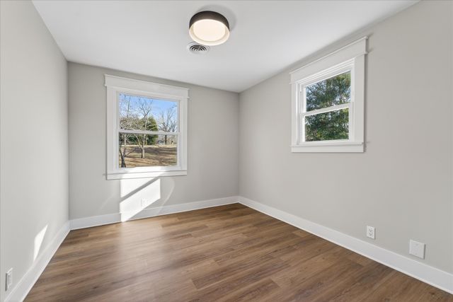 1640 Simpson Dr, Clarksville, TN 37043