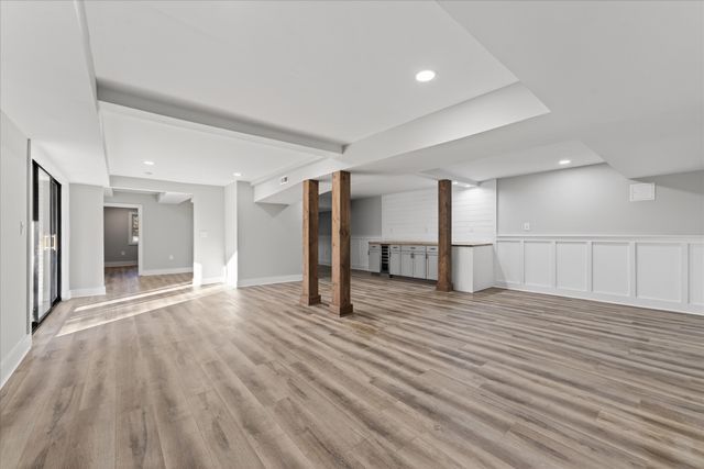 1640 Simpson Dr, Clarksville, TN 37043