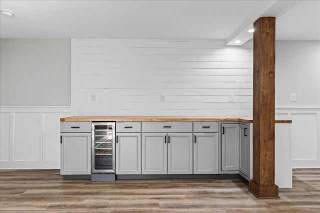 1640 Simpson Dr, Clarksville, TN 37043