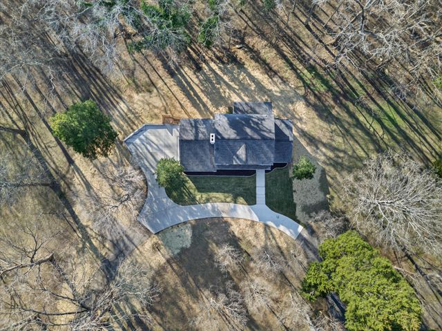 1640 Simpson Dr, Clarksville, TN 37043