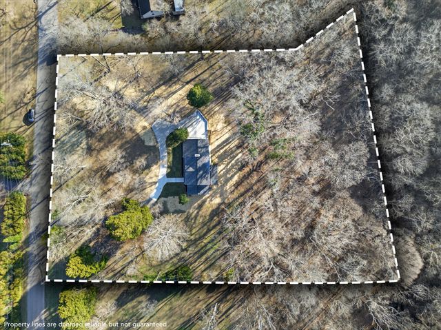 1640 Simpson Dr, Clarksville, TN 37043