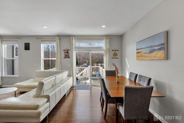 20 Hyacinth Lane, Monroe, NJ 08831