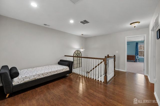 20 Hyacinth Lane, Monroe, NJ 08831