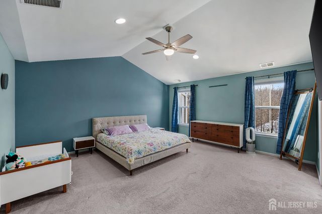 20 Hyacinth Lane, Monroe, NJ 08831