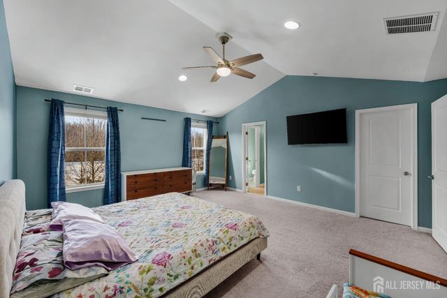 20 Hyacinth Lane, Monroe, NJ 08831