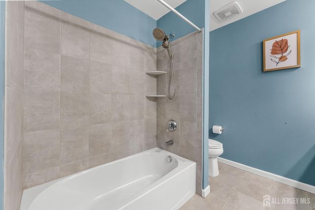 20 Hyacinth Lane, Monroe, NJ 08831