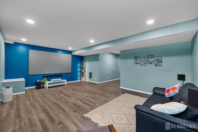 20 Hyacinth Lane, Monroe, NJ 08831