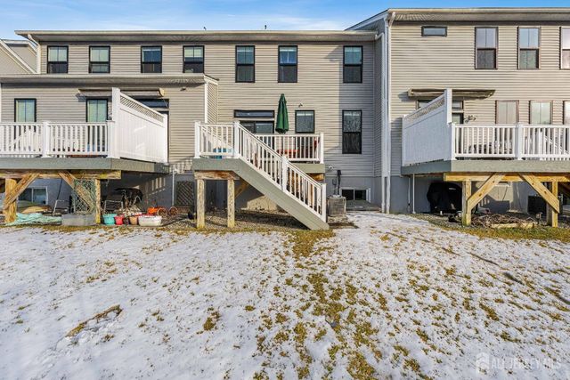 20 Hyacinth Lane, Monroe, NJ 08831