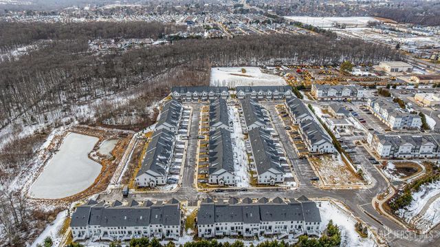 20 Hyacinth Lane, Monroe, NJ 08831