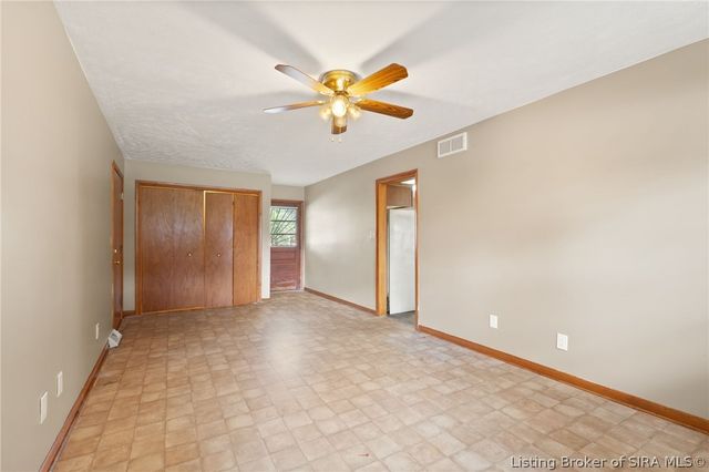 409 Wedgewood Drive, New Albany, IN 47150