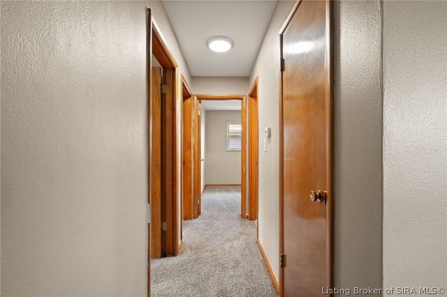 409 Wedgewood Drive, New Albany, IN 47150