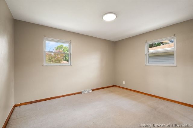 409 Wedgewood Drive, New Albany, IN 47150