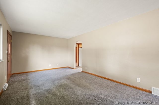 409 Wedgewood Drive, New Albany, IN 47150