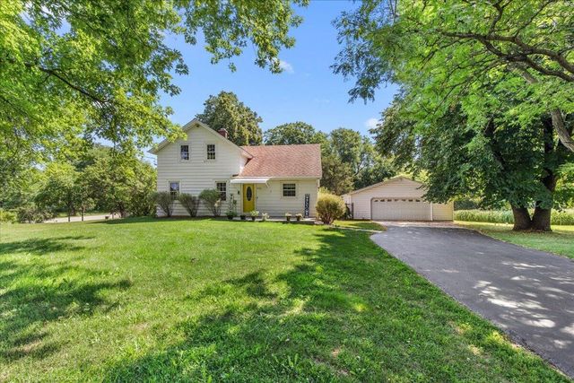 4942 S 18th AVENUE, West Bend, WI 53095