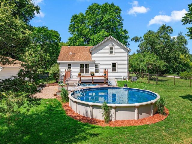 4942 S 18th AVENUE, West Bend, WI 53095