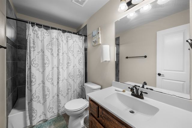 8871 Etta Court, Waxahachie, TX 75167