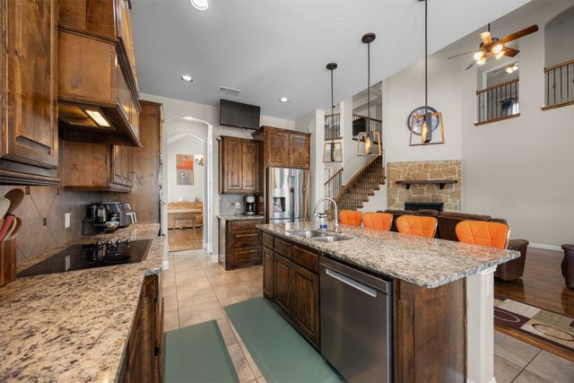 8871 Etta Court, Waxahachie, TX 75167