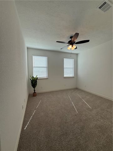 3201 Hunters Crossing Trail, Bryan, TX 77808