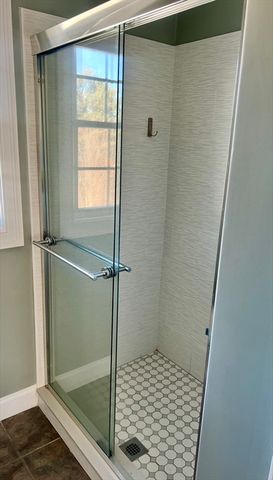 8 Vista Cir, Rutland, MA 01543