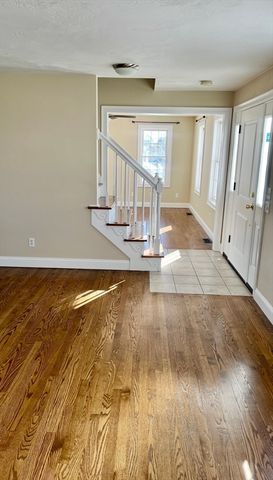 8 Vista Cir, Rutland, MA 01543