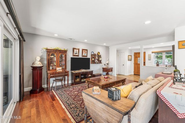 1782 Montgomery Road, Thousand Oaks, CA 91360