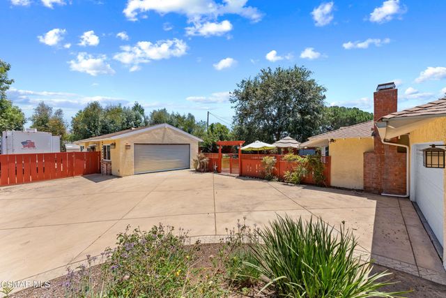 1782 Montgomery Road, Thousand Oaks, CA 91360