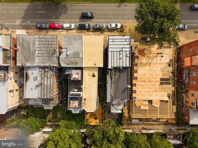 2111 SPRING GARDEN ST, Philadelphia, PA 19130