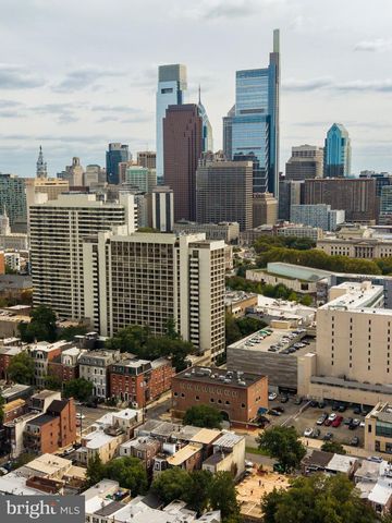2111 SPRING GARDEN ST, Philadelphia, PA 19130