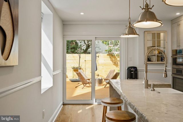 2111 SPRING GARDEN ST, Philadelphia, PA 19130