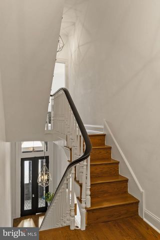 2111 SPRING GARDEN ST, Philadelphia, PA 19130