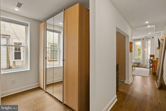 2111 SPRING GARDEN ST, Philadelphia, PA 19130