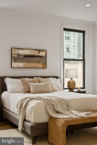 2111 SPRING GARDEN ST, Philadelphia, PA 19130