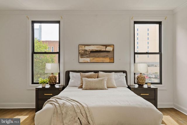2111 SPRING GARDEN ST, Philadelphia, PA 19130