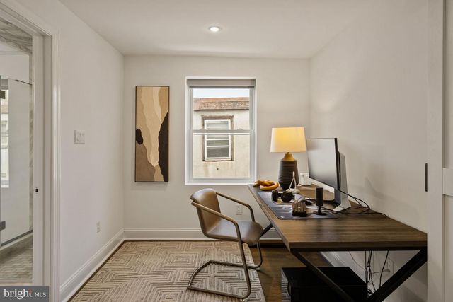 2111 SPRING GARDEN ST, Philadelphia, PA 19130