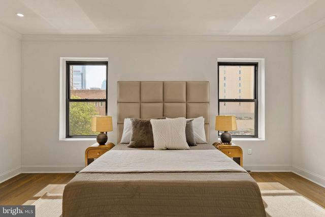 2111 SPRING GARDEN ST, Philadelphia, PA 19130