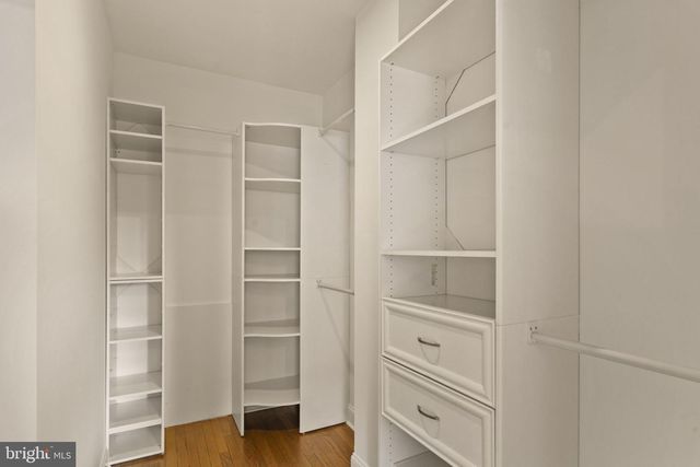 2111 SPRING GARDEN ST, Philadelphia, PA 19130