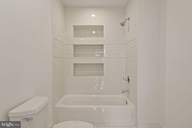 2111 SPRING GARDEN ST, Philadelphia, PA 19130