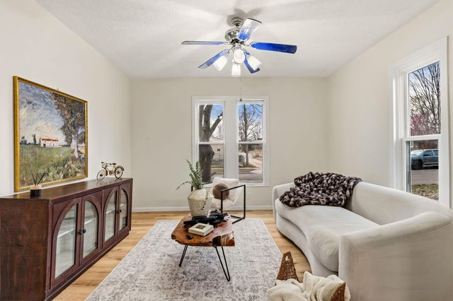 558 Osceola Avenue S, Saint Paul, MN 55102