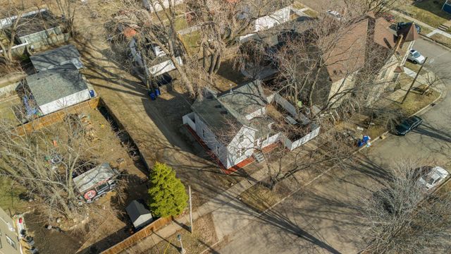 558 Osceola Avenue S, Saint Paul, MN 55102