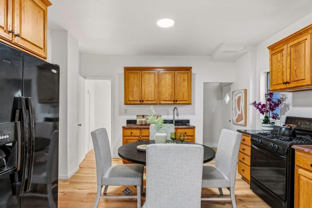 558 Osceola Avenue S, Saint Paul, MN 55102