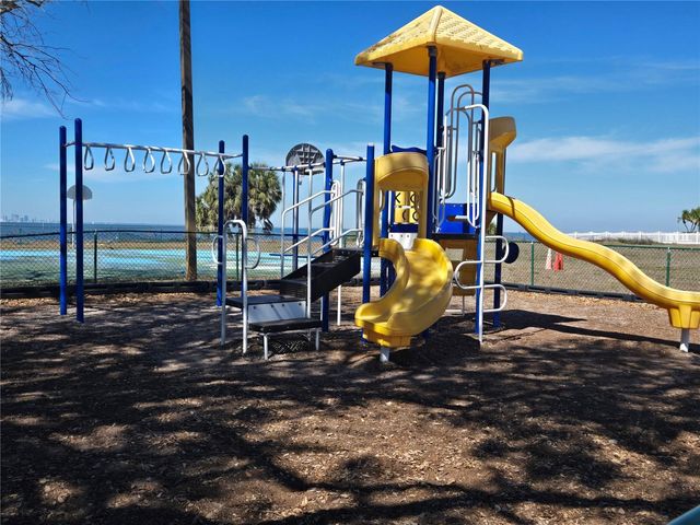 611 DESTINY DRIVE 101, Ruskin, FL 33570