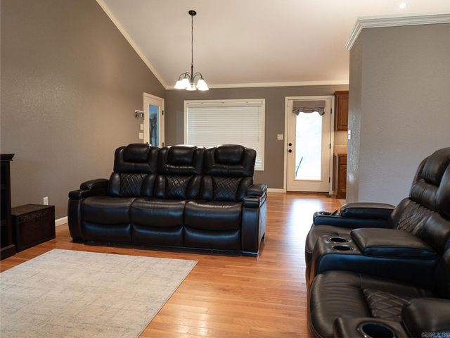 20 Pure Country Rd., Greers Ferry, AR 72067