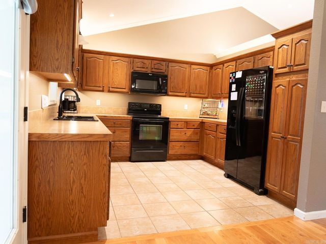 20 Pure Country Rd., Greers Ferry, AR 72067
