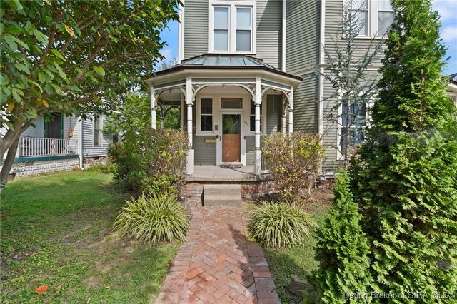 830 Cedar Bough Place, New Albany, IN 47150