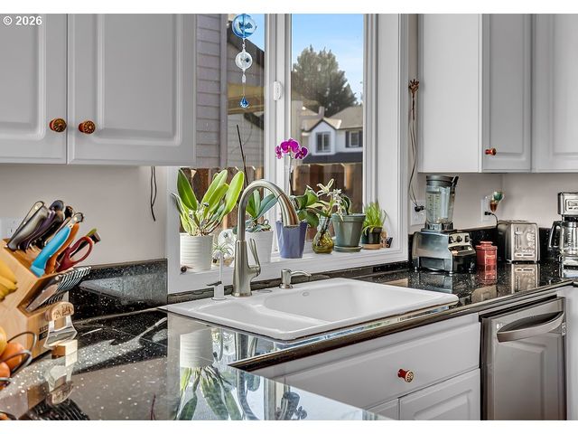 1224 Se 16TH Ave, Canby, OR 97013