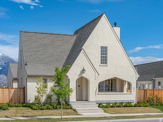 16 W STILLWATER ST #150, Vineyard, UT 84059