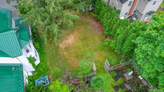 8 Bartlett Street, Ellenville, NY 12428