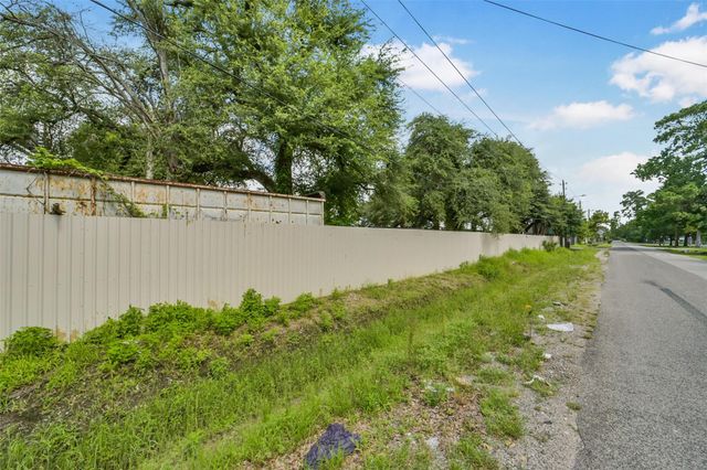 9017 Dodson Street, Houston, TX 77093