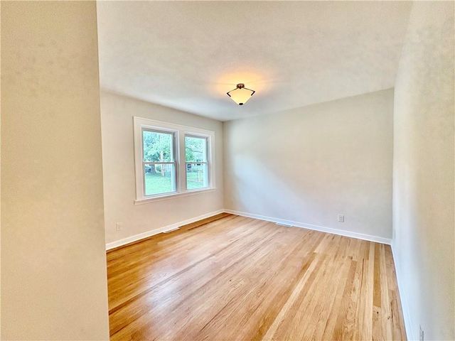 2500 W 47th Terrace, Westwood, KS 66205