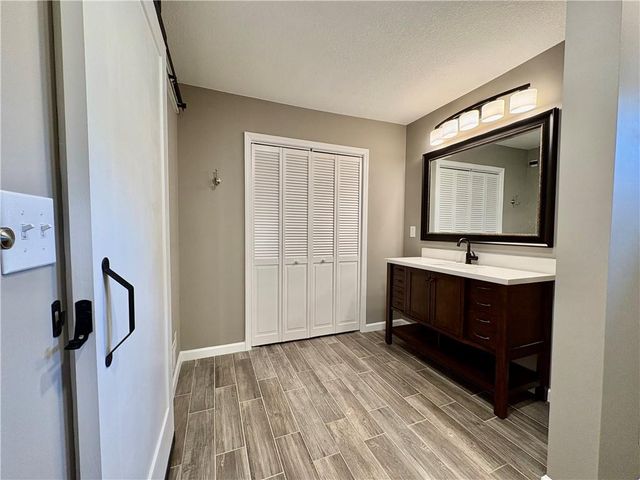 2500 W 47th Terrace, Westwood, KS 66205
